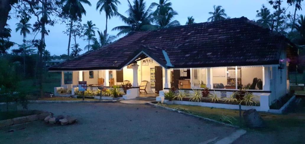 Arachiwil Green Nature Resort Puttalam Exterior foto